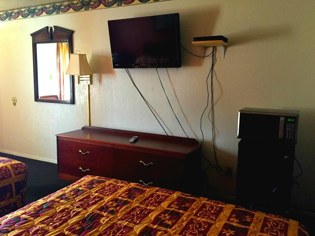 Crown Inn Grand Prairie Extérieur photo